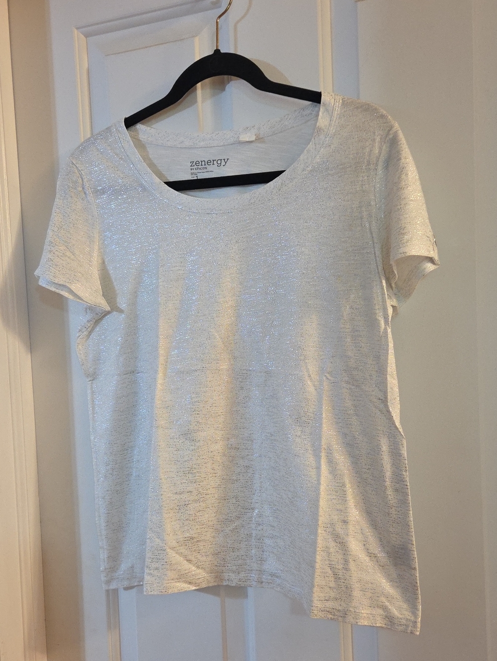 Chicos Zenergy Metallic White Short Sleeve Tee Medium